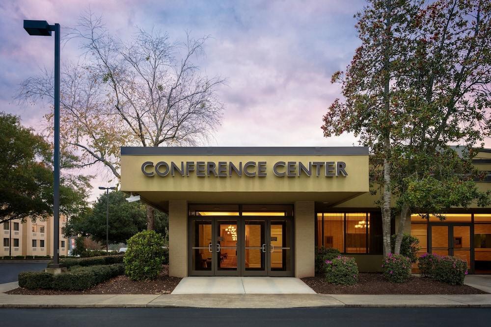 Hotel Doubletree By Hilton 4*